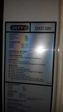 Big Dubble door fridgefreezer DEFY for sale