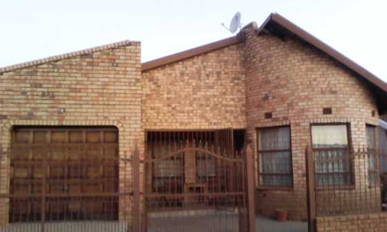 Big house for sale in Mamelodi-East