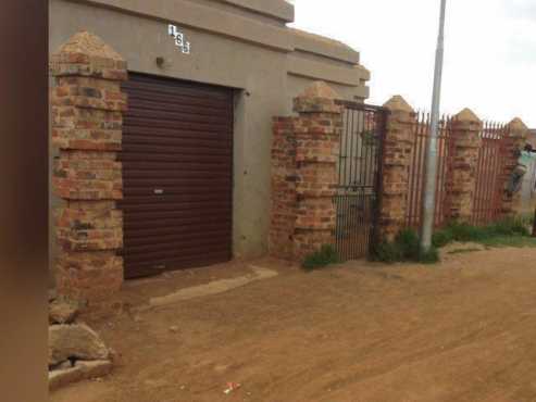 Big House for Sale in Orange Farm