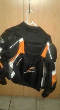 Bikers baadjie te koop