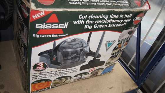 Bissel Vacuum Cleaner S018023A