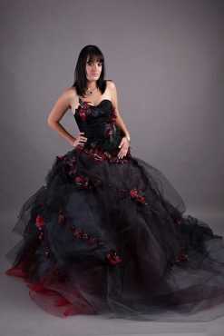 Black and Red Matric Farewell Dress (Size 12 -14)