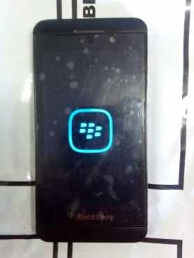 Black blackberry z10 with original Box