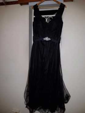 BLACK EVENING DRESS