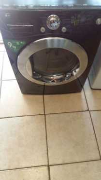 Black LG 9kg tumble dryer