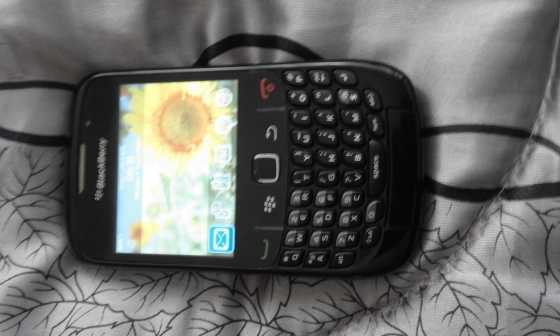 BlackBerry 8520 for sell