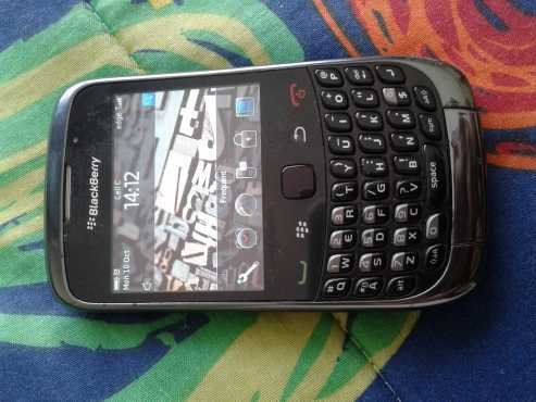 BlackBerry 9300 excellent condition