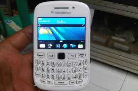 BLACKBERRY 9320 IN EXCELLENT CONDITION only R750