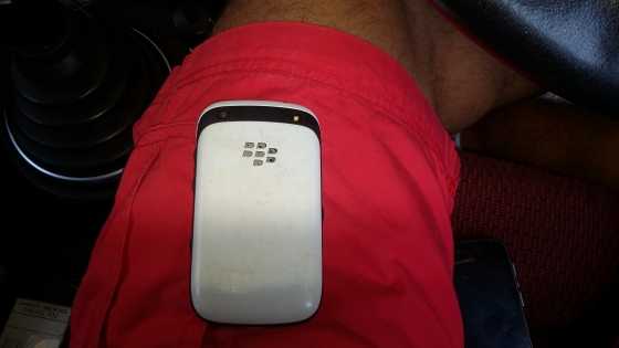 blackberry 9320 white good condition