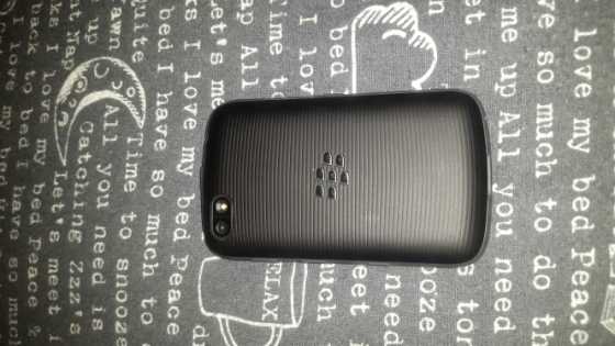 blackberry 9720 for sale