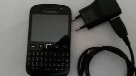 Blackberry Bold  9720