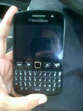 Blackberry bold 9720 touch en type