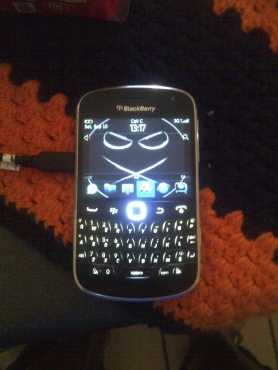 blackberry bold 9900 sell or swop