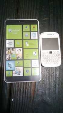 Blackberry Curve 9320 White amp Mobicell T1000 tablet