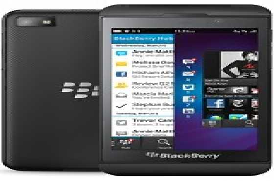 blackberry z10 for 1000rands in good working conditions callwatsup 07213964702