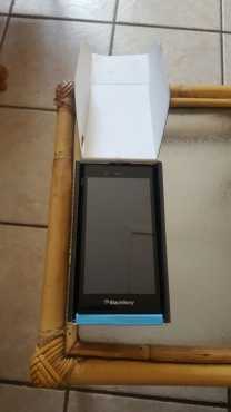 BlackBerry Z3 for sale stil in very good condition