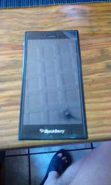 Blackberry z3 for sale still new works 100