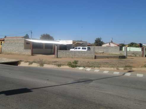 Block P property on a busy main road for sale suitable for business