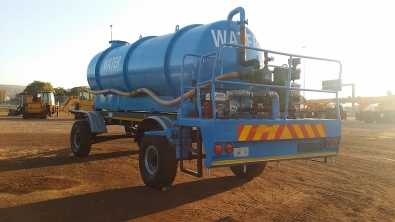 BLUE DRAWBAR WATERBOWSER