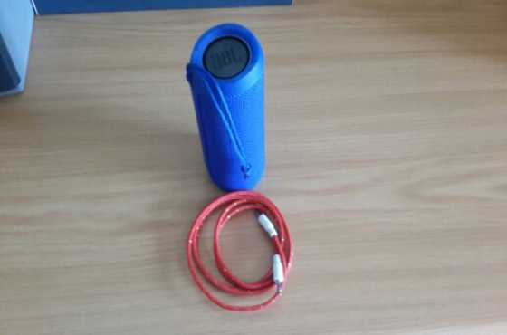 Blue JBL Flip 3 Bluetooth speaker