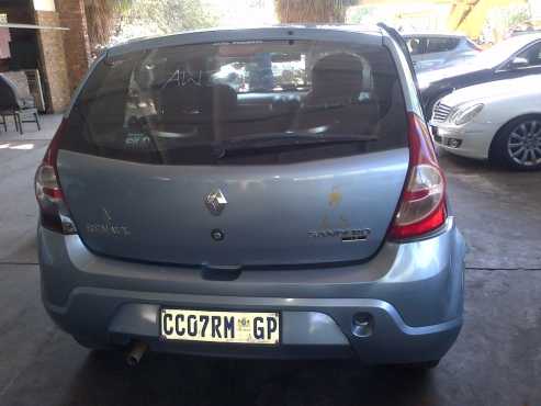 BLUE RENAULT SANDERO 1.6 2009