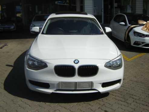 BMW 118i AT 2013 with 79000kms