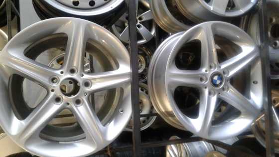 Bmw 120 mag Rims size 17