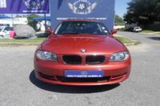 BMW 125I COUPE