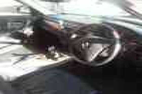 BMW 2006 E90 330i