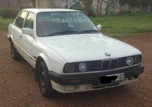 BMW 316i E30