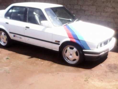 BMW 318 GUSHESHE