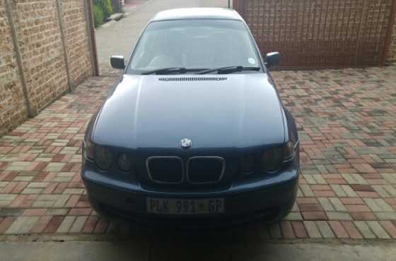 BMW 318i Compact