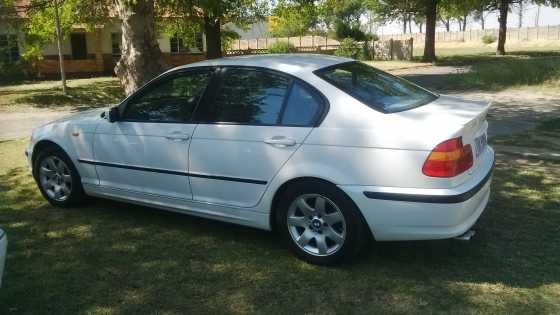 BMW 318i  Merc c200 Kompressor to swop for 1 car