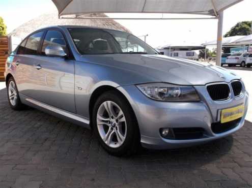 BMW  320D AT