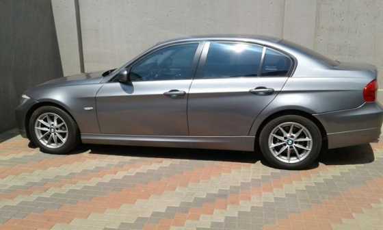 BMW 320I