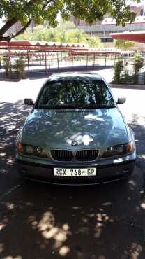 BMW 320i, 2004