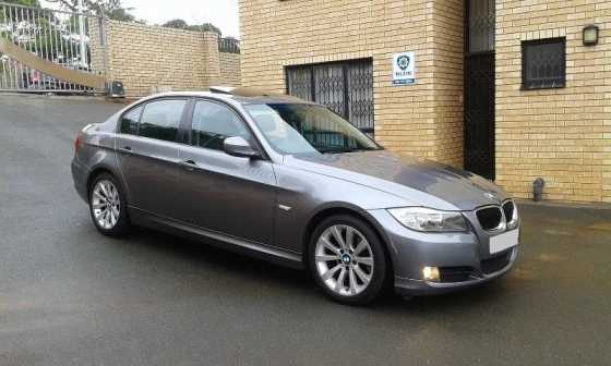 BMW 320i AUTO