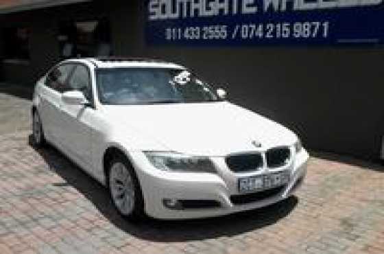 BMW 320I (E90)