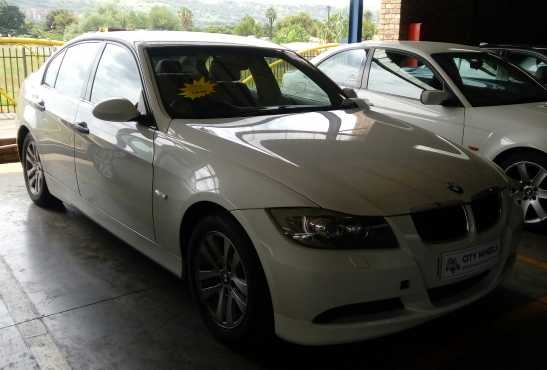 BMW 320i E90