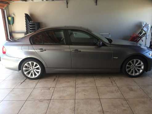 BMW 320i for sale