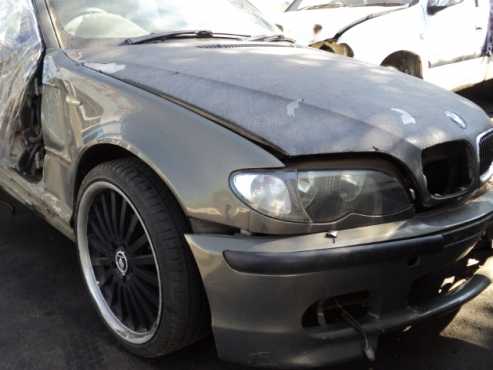 BMW 323i E46 STRIPPING FOR SPARES