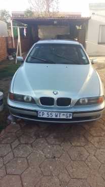 BMW E39 528I IN GOOD CONDITION