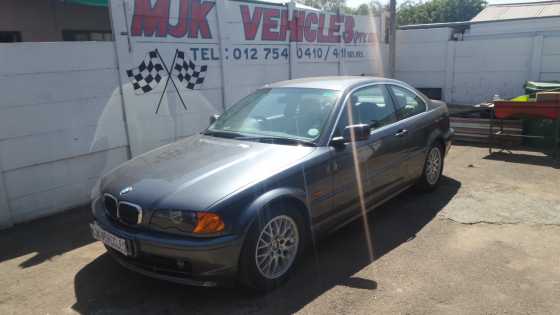 Bmw E46   325 Ci   Excellent Condition  2002