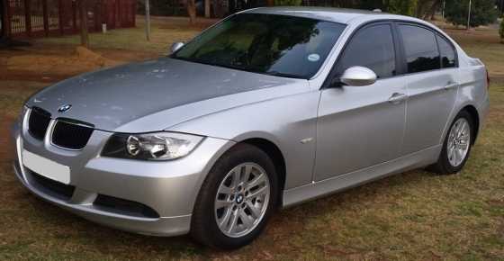 BMW E90 320i 2007 excellent condition