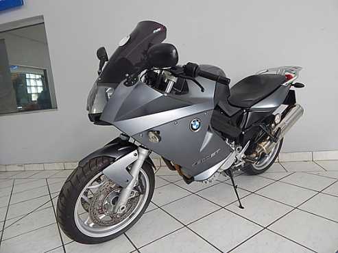 bmw f800st