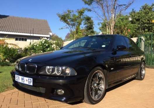 BMW M5 5.0 V8