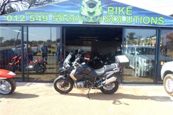 BMW R1200GS Triple Black Addition