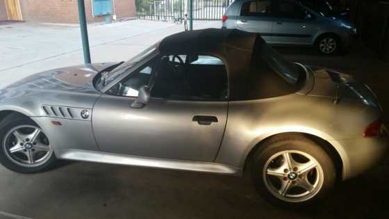 BMW Z3, Silver, convertible soft top.