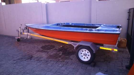 Boat and Trailer for Sale R7,700.00 ONCO