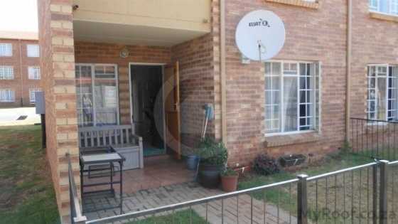 Boksburg Comet - Flat to Rent 2bedroom ground floo unit